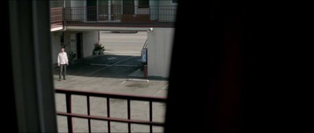 Неоновый демон (2016)