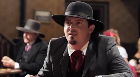 Шестизарядный спаситель (2016) Шестизарядный спаситель (2016)